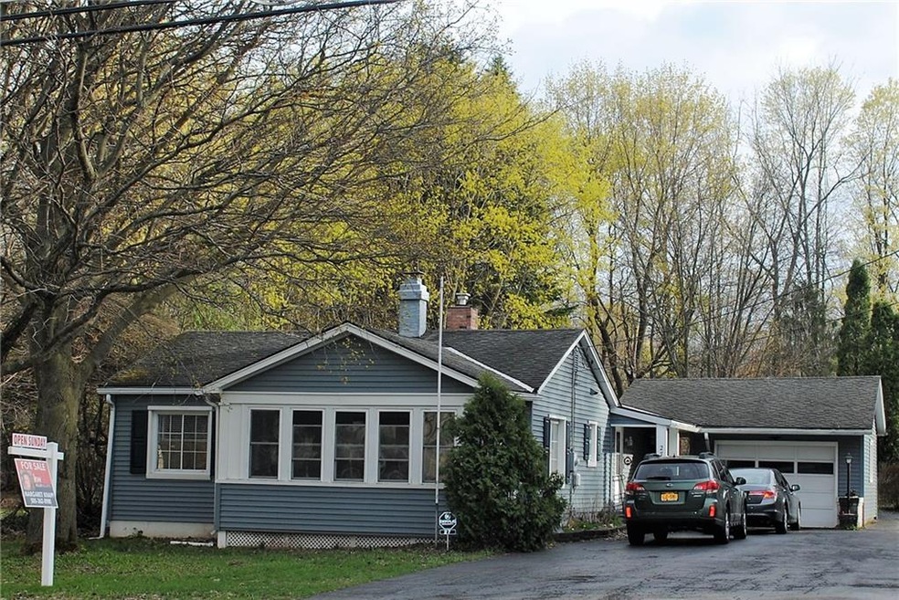 27 MAIN ST PHELPS