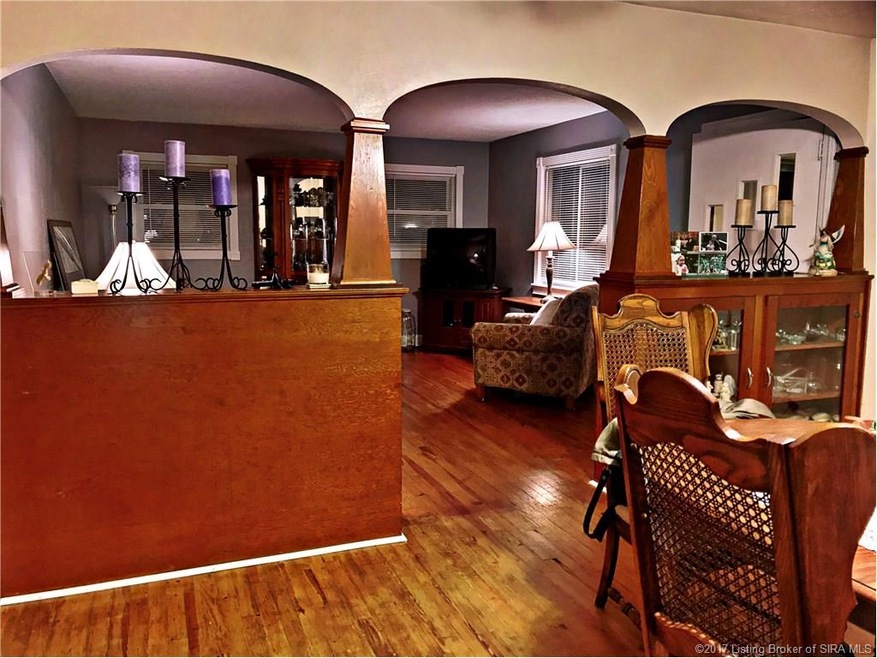 213 Mary St, Jeffersonville, IN 47130 - photo 1