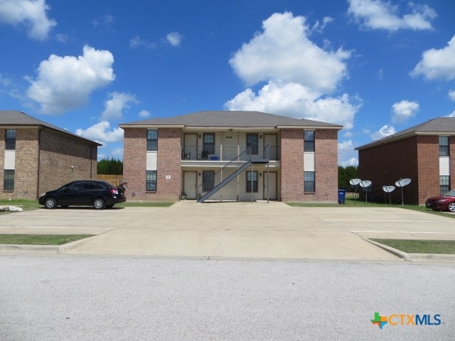 405 Bermuda unit D, Copperas Cove, TX 76522 - photo 1