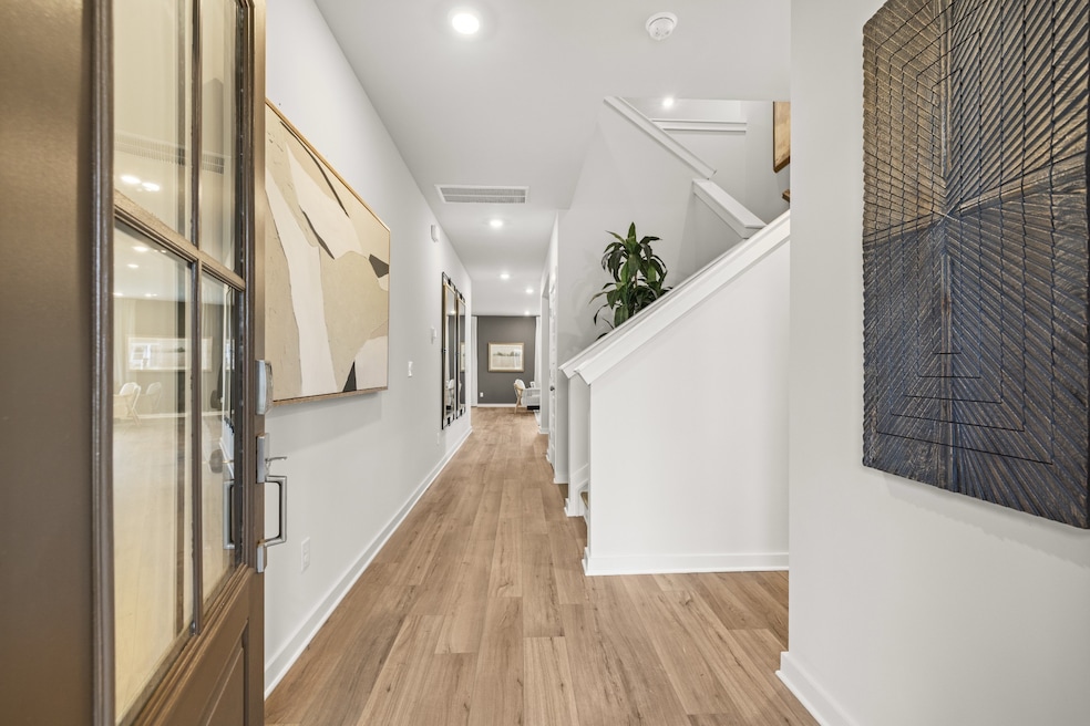 1206 Leavell Ln, Murfreesboro, TN 37130 - photo 1