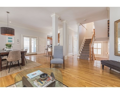 125 Magazine St unit B, Cambridge, MA 02139 - photo 1