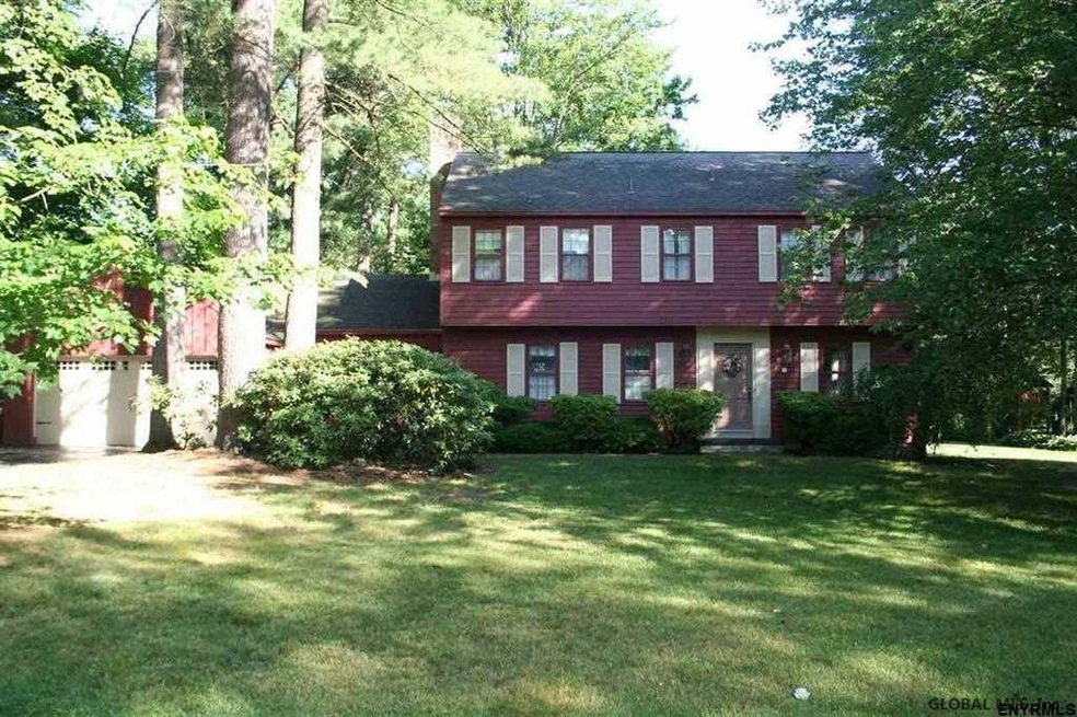 3 Olde Coach Rd, Glenmont, NY 12077 - photo 1