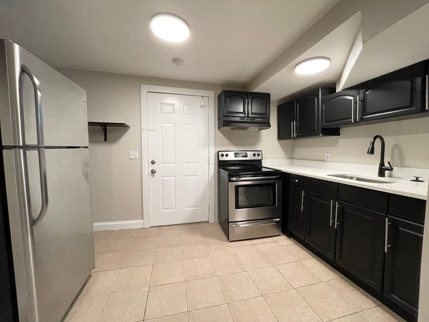 65 Boston St unit 1, Salem, MA 01970 - photo 1