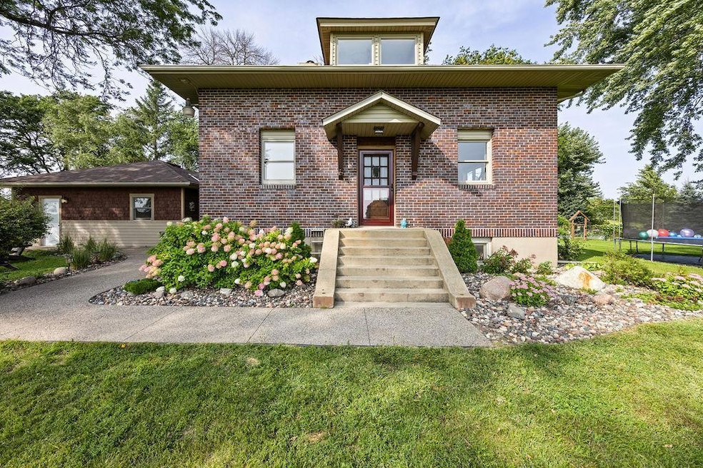 A 1920 School House completely renovated with love
