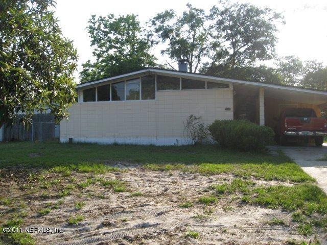 4626 Solandra Cir W, Jacksonville, FL 32210 - photo 1