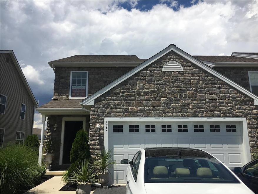 885 Fieldstone Trail, Easton, PA 18040 - photo 1