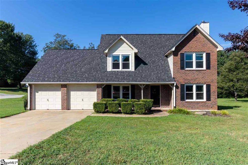 4 Brooks Rd, Mauldin, SC 29662 - photo 1