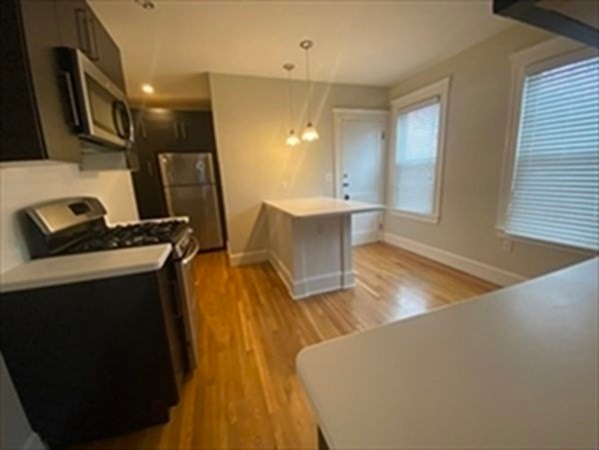 46 Victory Rd unit 3, Dorchester, MA 02122 - photo 1