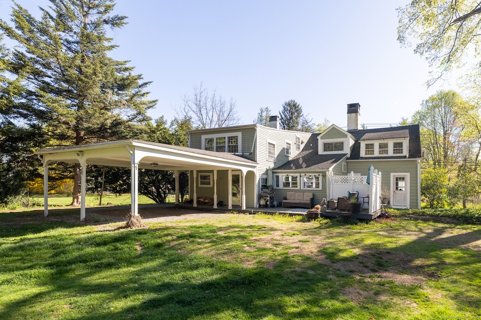 579 Main St, New Hartford, CT 06057 - photo 1