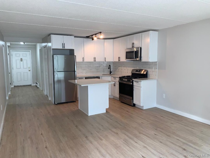 85 N Middletown Rd unit A9, Nanuet, NY 10954 - photo 1