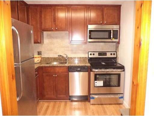 53 Fountain Ln unit 9, South Weymouth, MA 02190 - photo 1