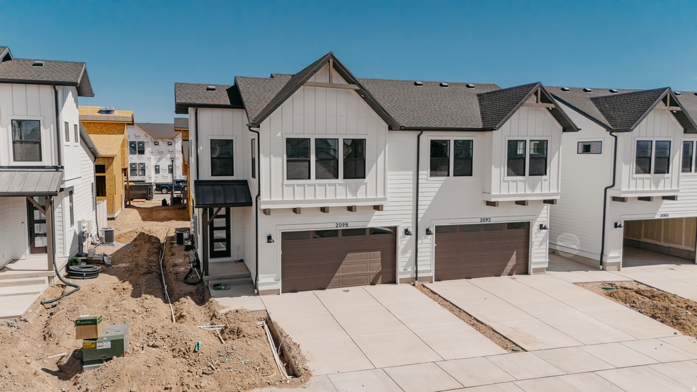 3070 N Summer Wood Dr unit 811, Eagle Mountain, UT 84013 - photo 1