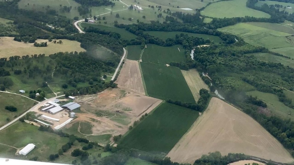 1865 Highway Kk, Bolivar, MO 65613 - photo 1