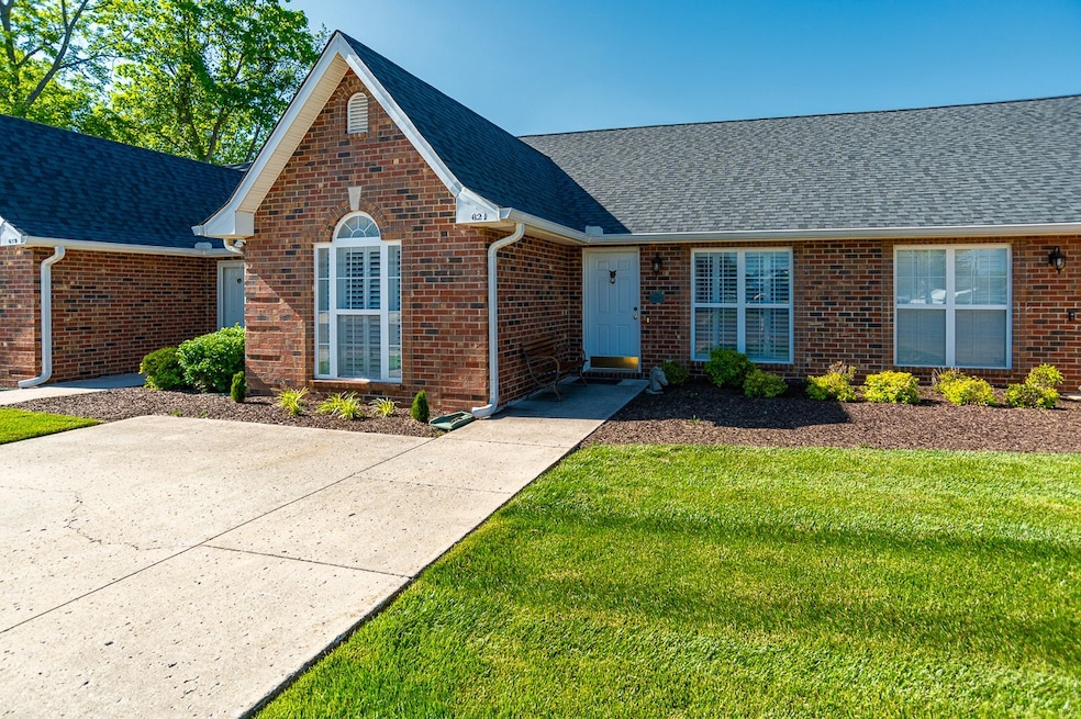 621 E Lane St, Shelbyville, TN 37160 - photo 1