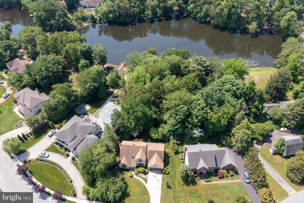 10 Ternberry Ct, Blackwood, NJ 08012 - photo 1