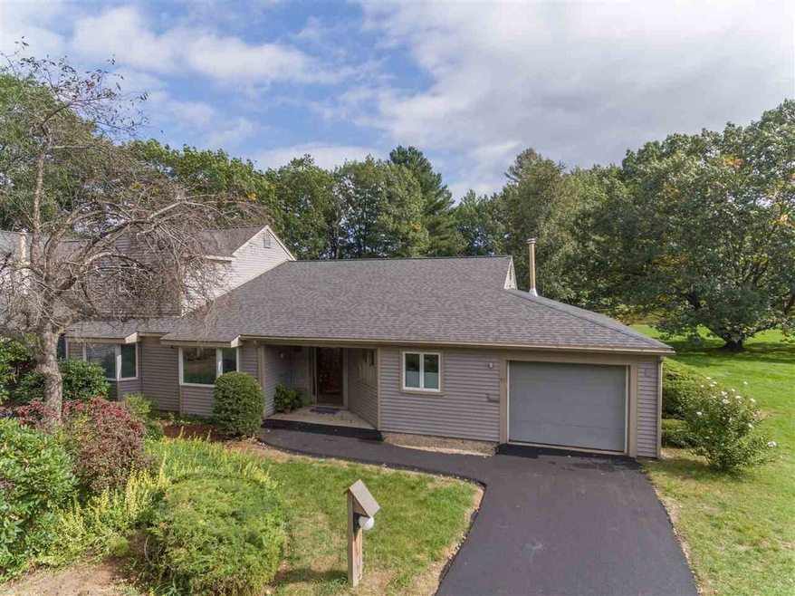 57 Walden Pond Dr, Nashua, NH 03064 - photo 1