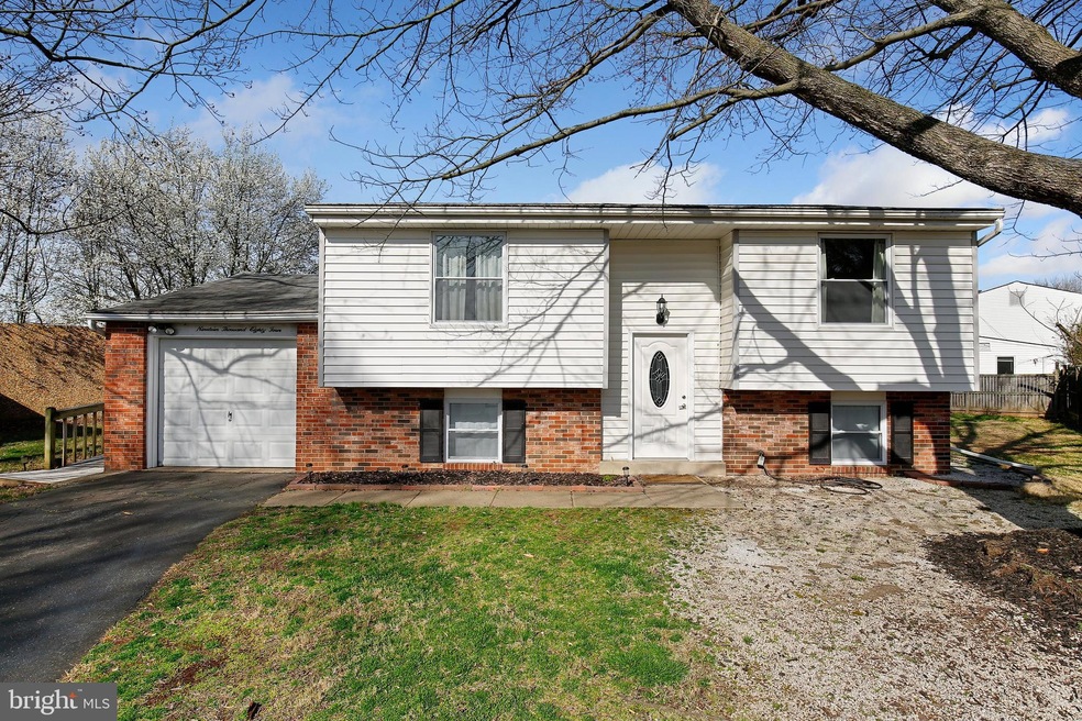 19084 Staleybridge Rd, Germantown, MD 20876 - photo 1