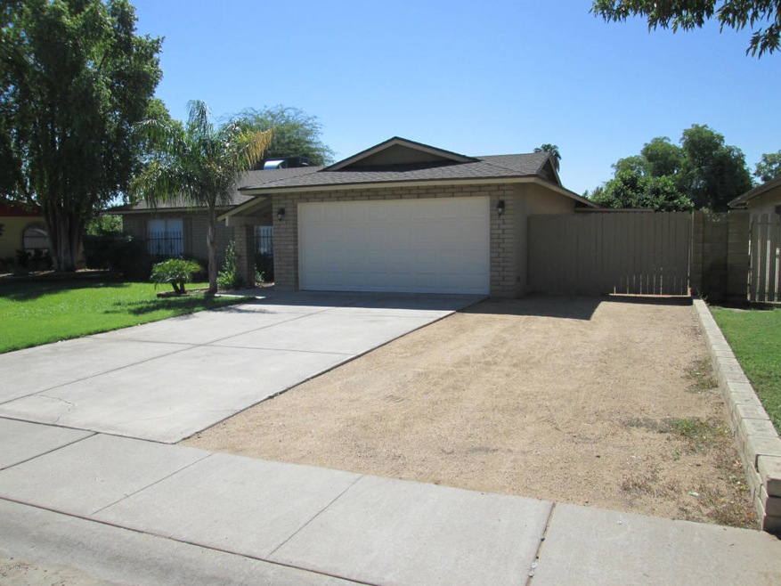 Front showing RV gate