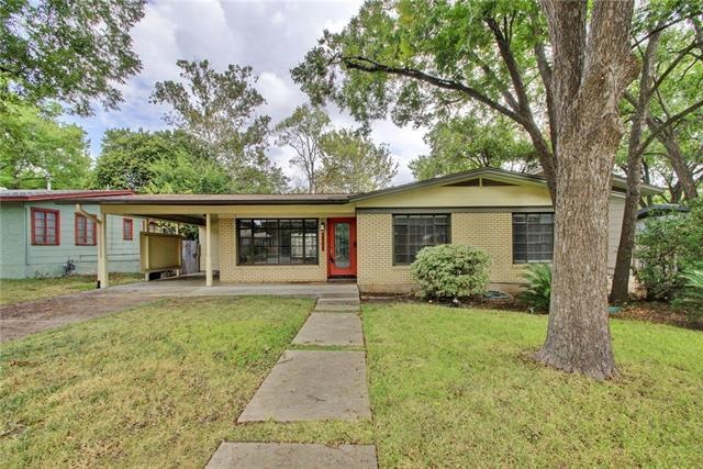 Enjoy a large a large front yard a large trees in 