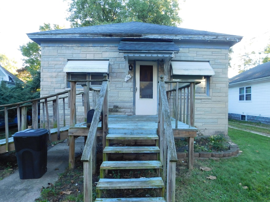 276 Mckinley Ave N, Battle Creek, MI 49017 - photo 1