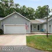 2944 Ridgeview St, Muskegon, MI 49445