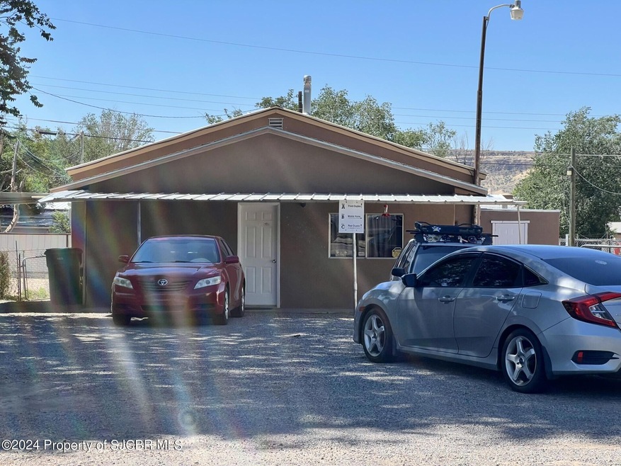 1101 W Apache Street