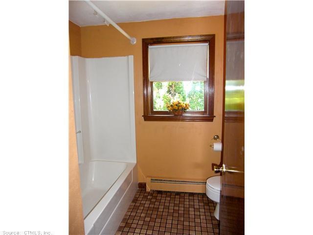 11 Jondot Dr, Enfield, CT 06082 - photo 1