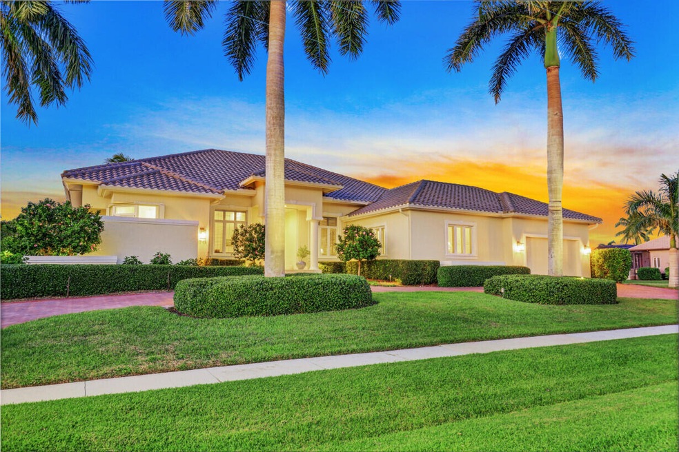 1370 Forrest Ct, Marco Island, FL 34145