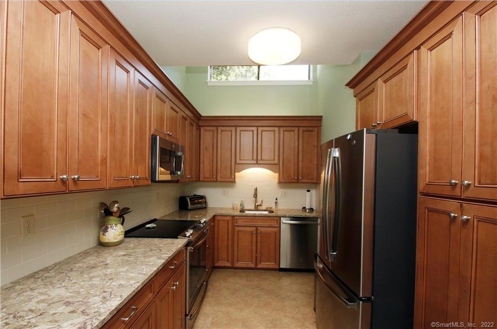 687 Heritage Village, Southbury, CT 06488 - photo 1