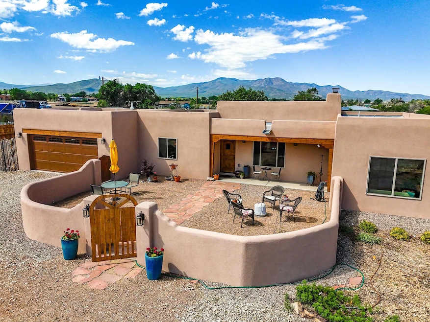 35 Medina Ln, Taos, NM 87571 - photo 1