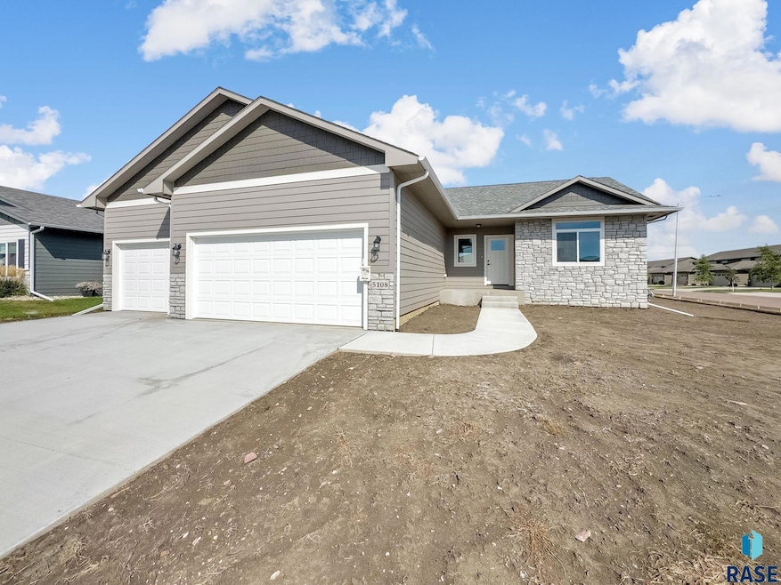 5108 E 65th St, Sioux Falls, SD 57108 - photo 1