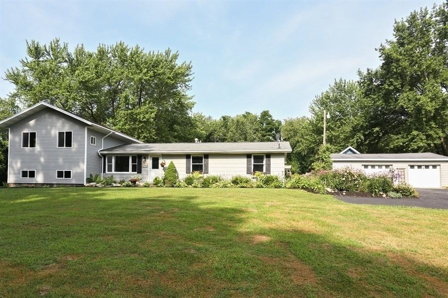 5384 N 425 E, Rolling Prairie, IN 46371 - photo 1