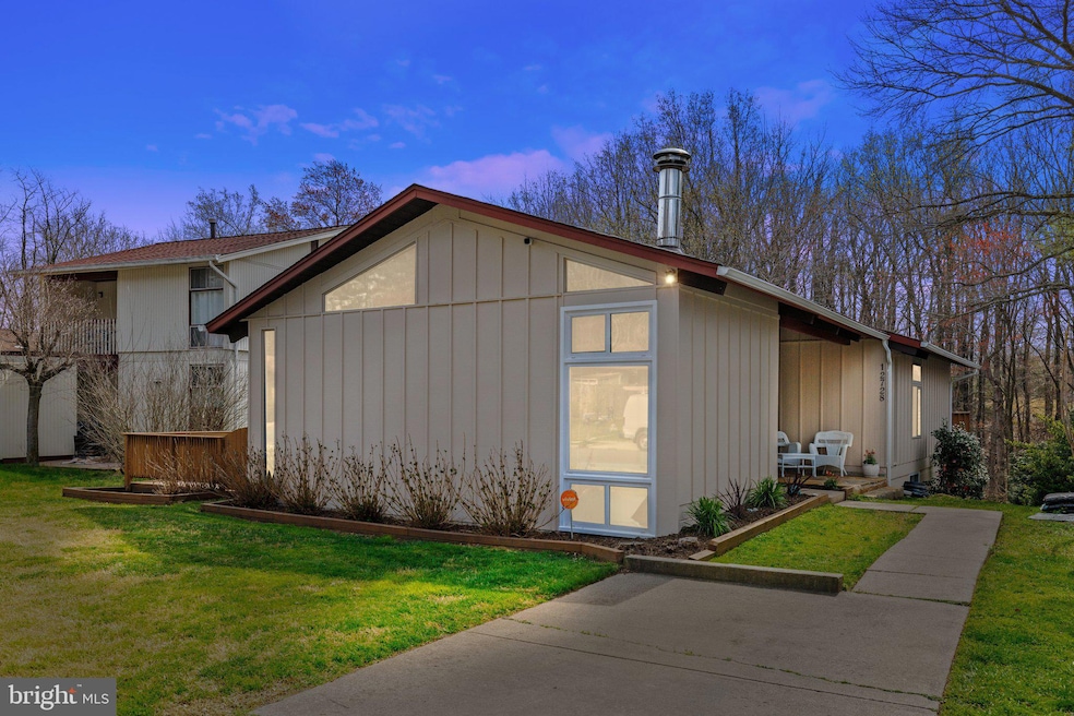 12728 Torrington St, Woodbridge, VA 22192 - photo 1