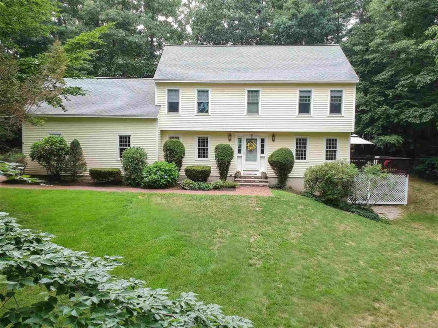 98 Rolling Hill Rd, Hampstead, NH 03841 - photo 1