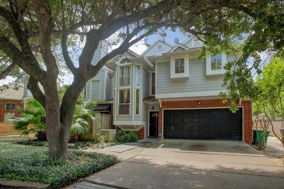 214 E 8th St, Houston, TX 77007 - photo 1