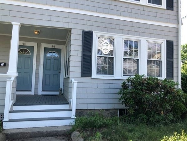 44 Pine St unit 1, Swampscott, MA 01907 - photo 1