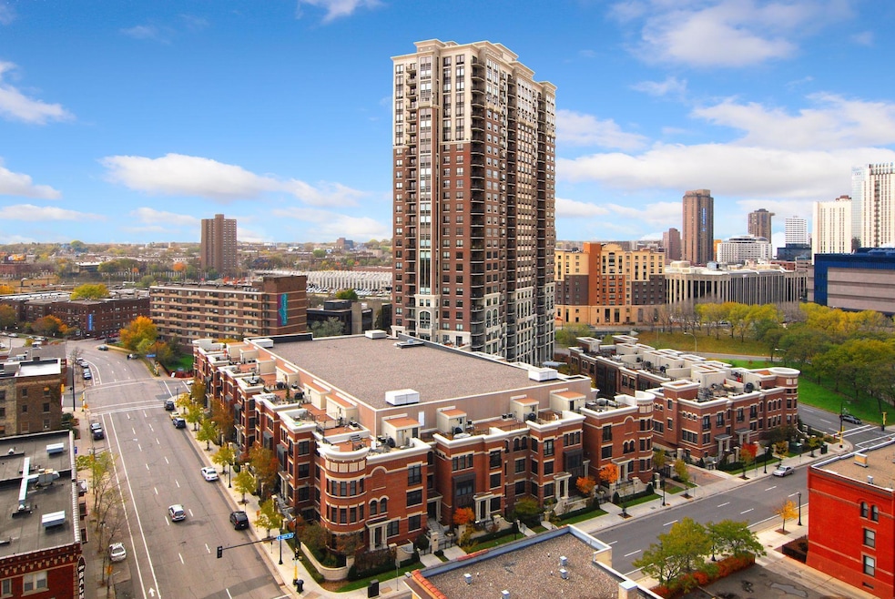 500 E Grant St Tower with exceptional luxury amenities.