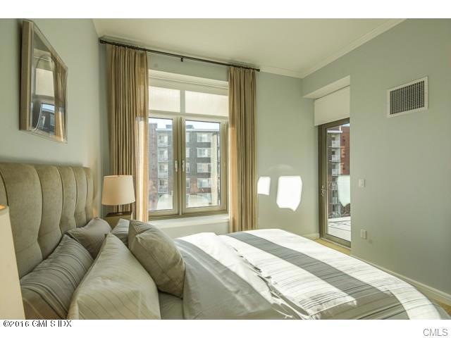 70 Forest St unit 12C, Stamford, CT 06901 - photo 1