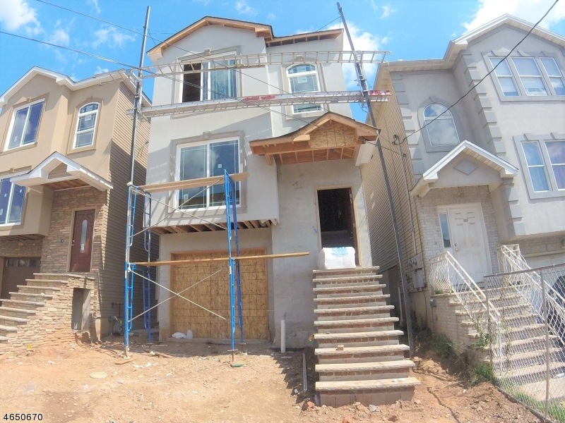 325 S Park St, Elizabeth, NJ 07206 - photo 1