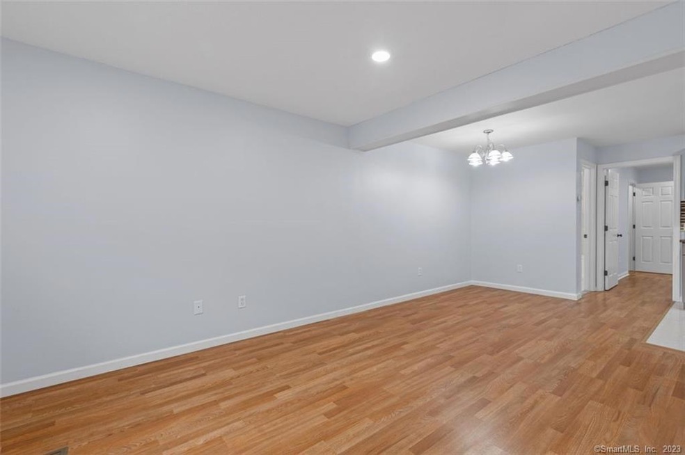 1655 N Colony Rd unit 6007, Meriden, CT 06450 - photo 1