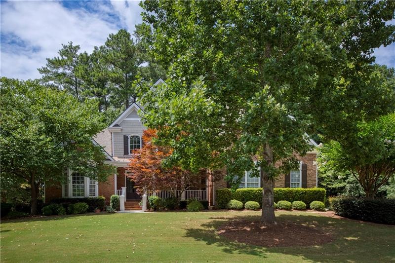 825 Colonial Ln, Alpharetta, GA 30004 - photo 1