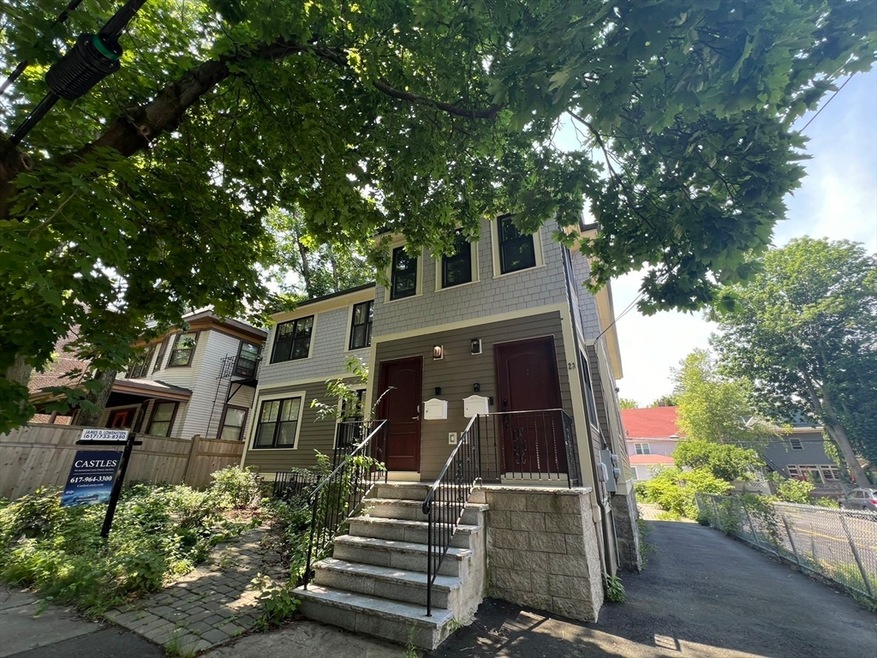 23 Winslow Rd unit 1, Brookline, MA 02446 - photo 1