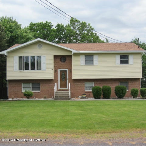 23 Independence Rd, Mountain Top, PA 18707 - photo 1