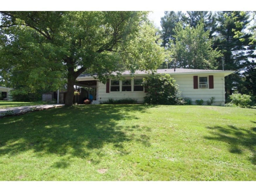 4 Arbor Dr, Dover, NH 03820 - photo 1