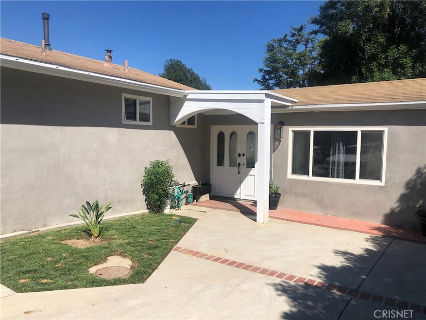 14870 1/2 Larkspur St, Sylmar, CA 91342 - photo 1