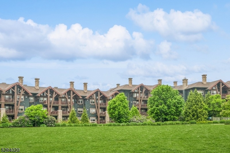 3 Wild Turkey Way unit 521, Hamburg, NJ 07419 - photo 1