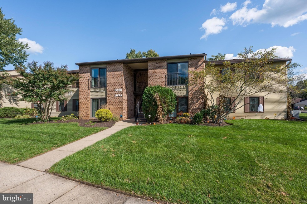 104B Sumac Ct unit 104B, Mount Laurel, NJ 08054 - photo 1