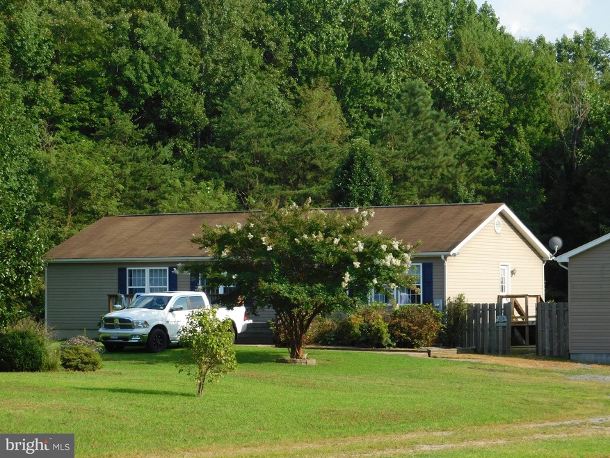 1271 Bristol Mine Rd, Colonial Beach, VA 22443 - photo 1