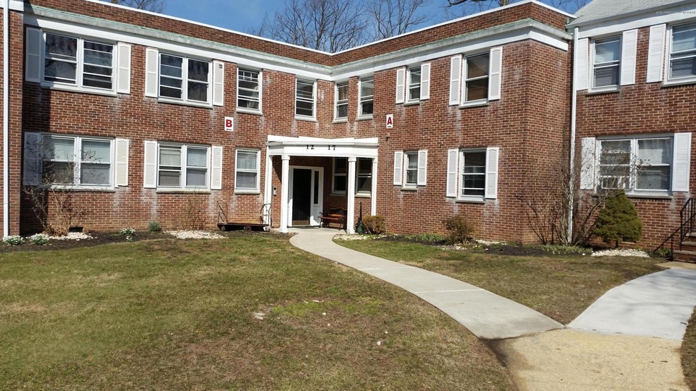 13 Prospect Place unit 13, Matawan, NJ 07747 - photo 1