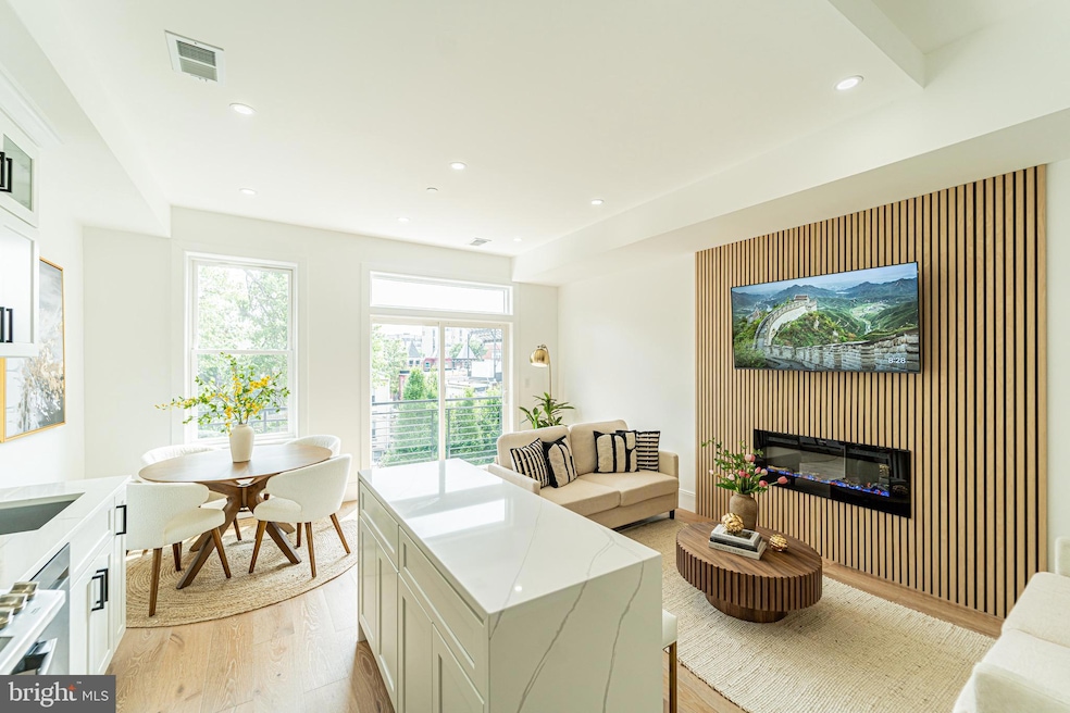 2517 Ontario Rd NW unit 8, Washington, DC 20009 - photo 1